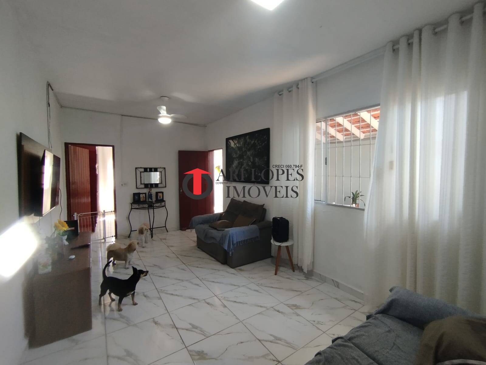 Casa à venda com 3 quartos, 104m² - Foto 4